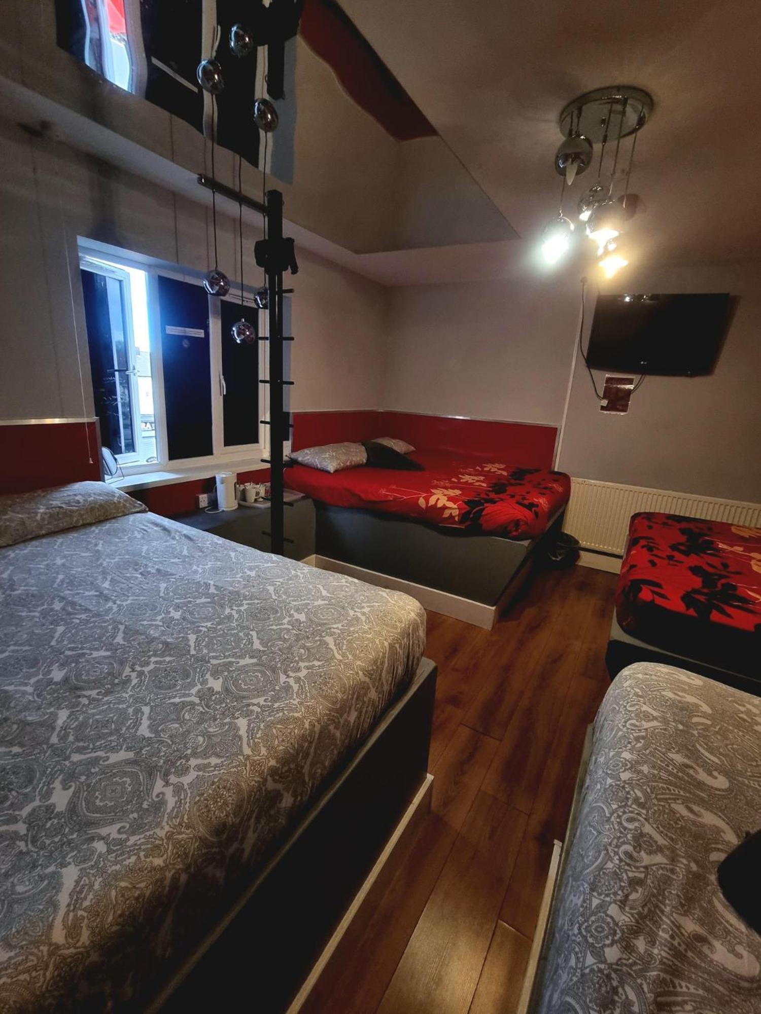 Xtasia Adult Hotel - Adults Only ウェスト・ブロミッチ エクステリア 写真